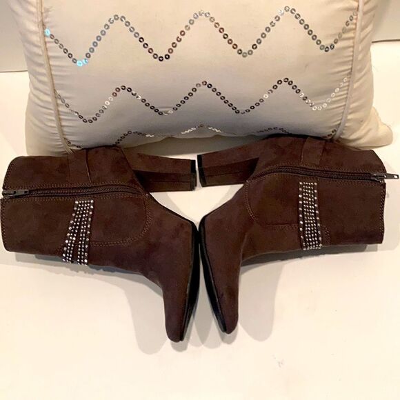 Ann Marino Ankle Booties 6 new - Picture 9 of 10